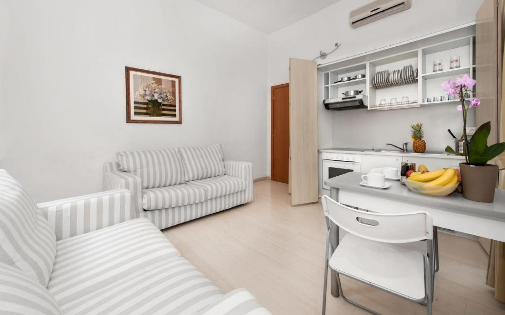 אפרטהוטל רומא Residenza Maxima חדר תמונה